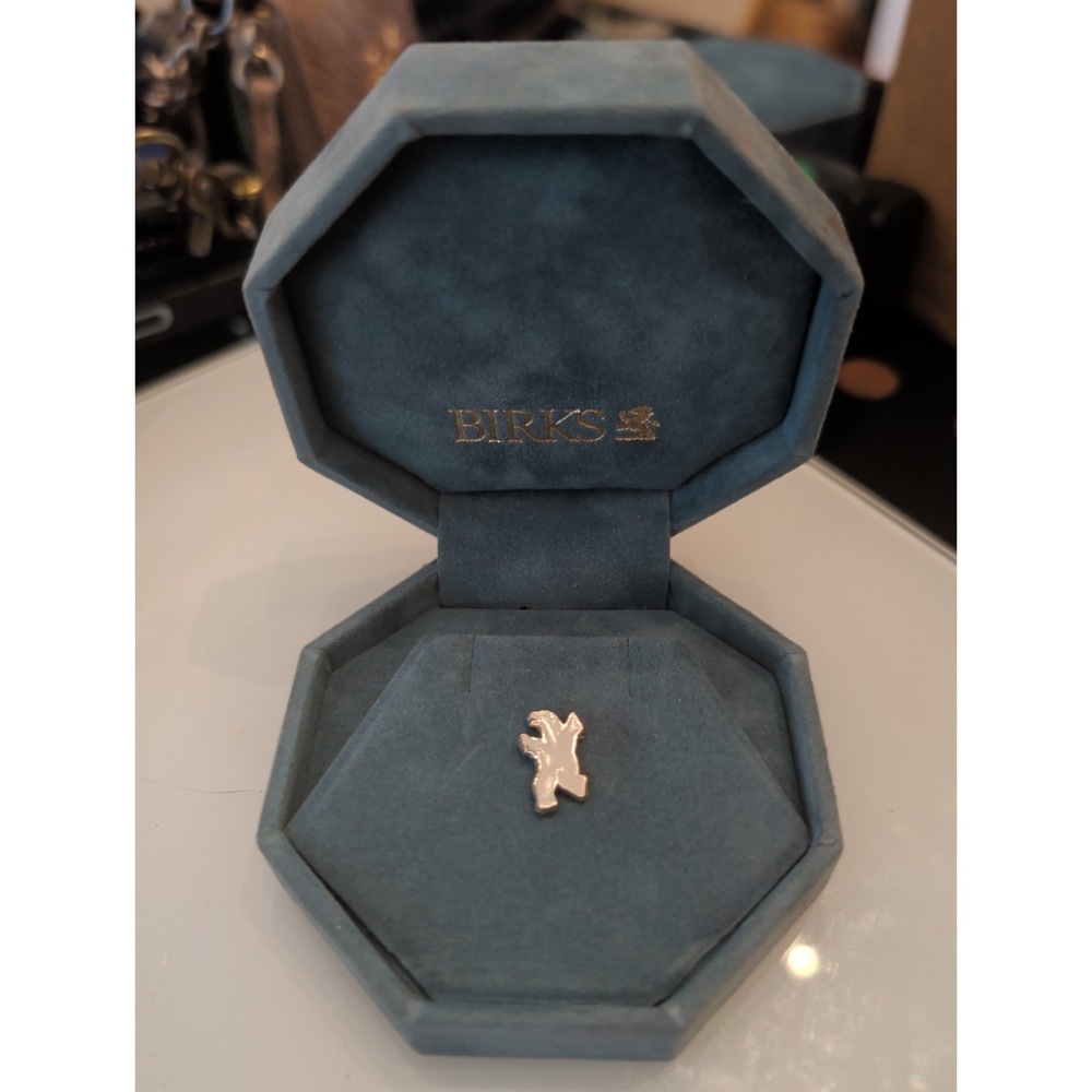 Maison Birks sterling silver dancing polar bear lapel pin in octagon velvet box
